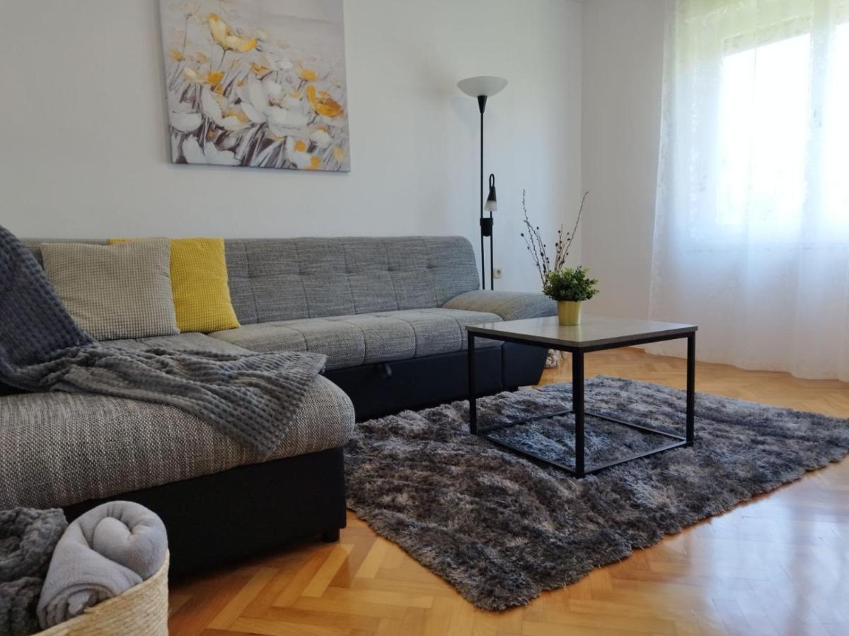 Antemma Apartment Пула Екстер'єр фото