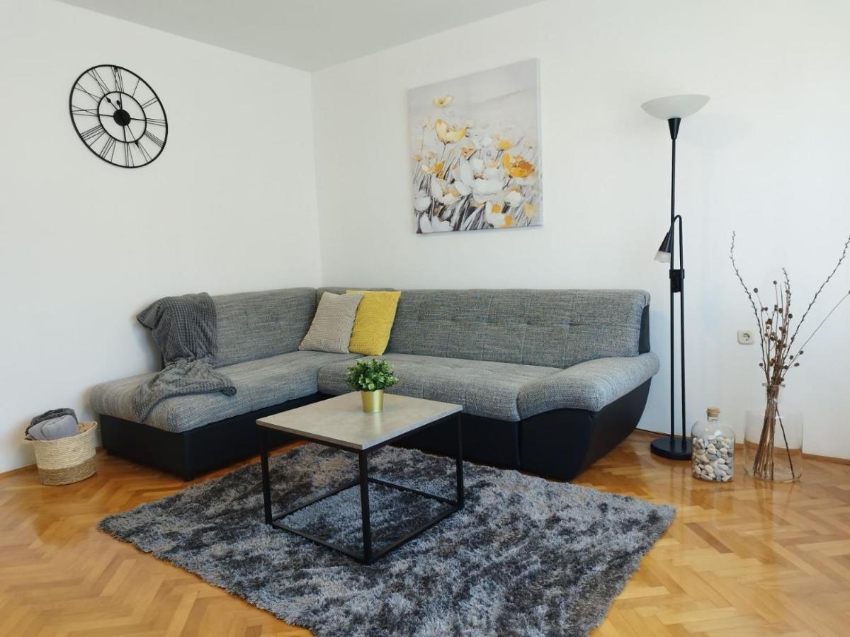 Antemma Apartment Пула Екстер'єр фото