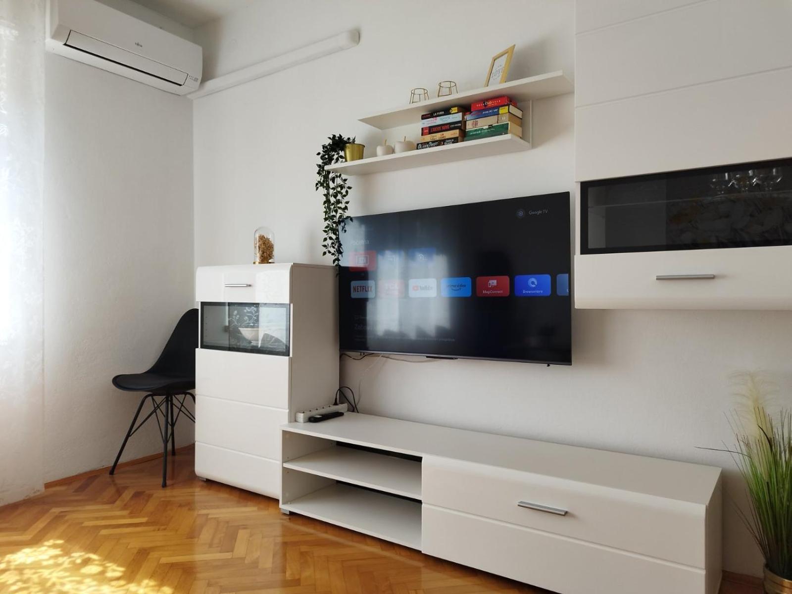 Antemma Apartment Пула Екстер'єр фото