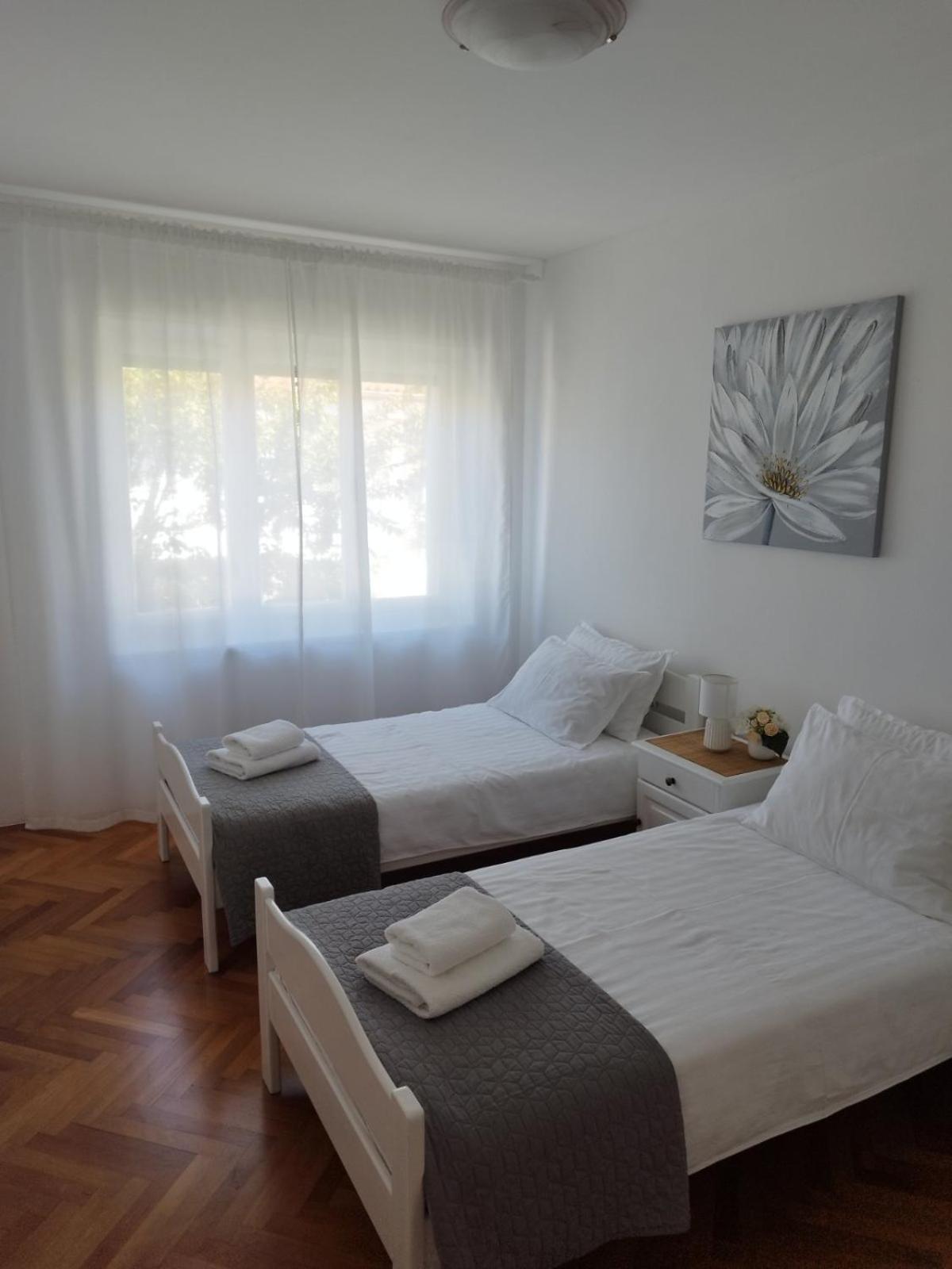 Antemma Apartment Пула Екстер'єр фото