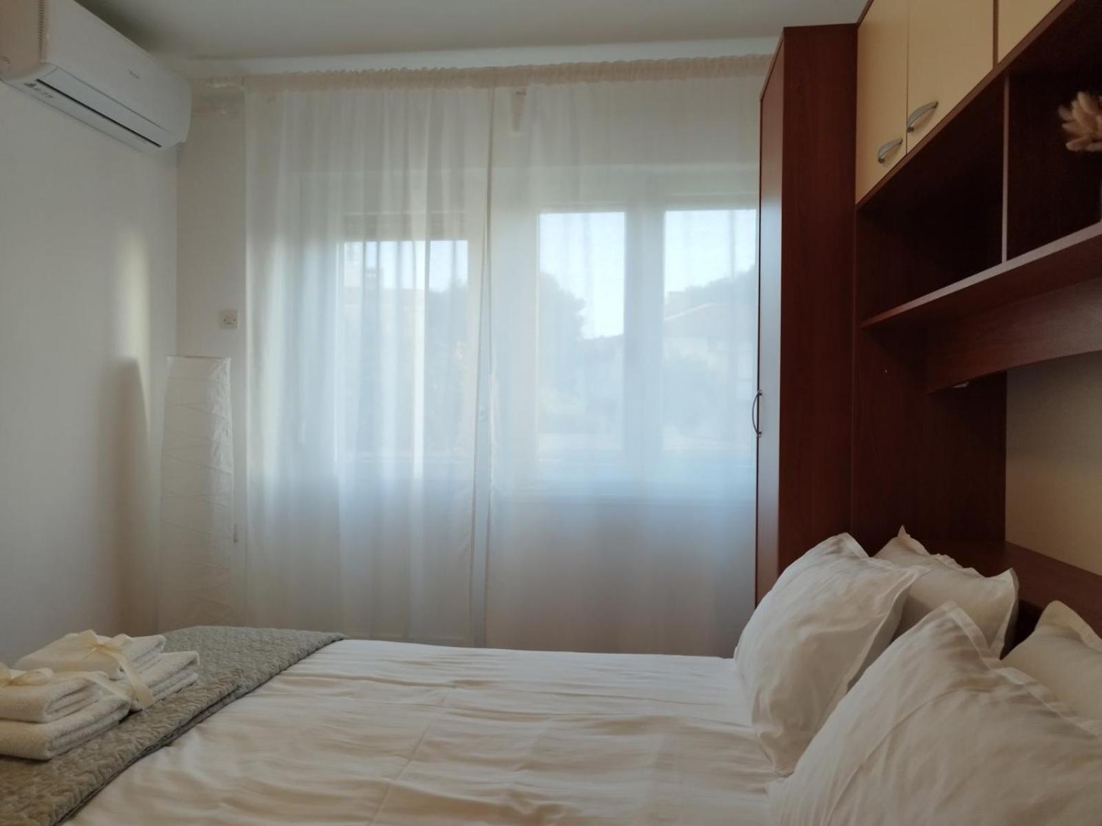 Antemma Apartment Пула Екстер'єр фото