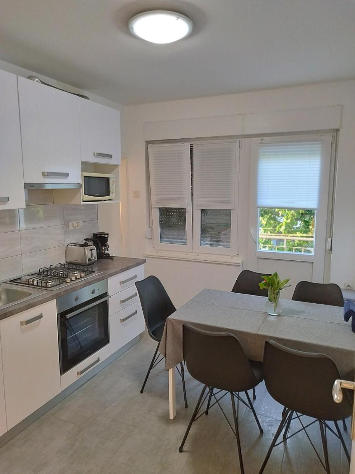 Antemma Apartment Пула Екстер'єр фото
